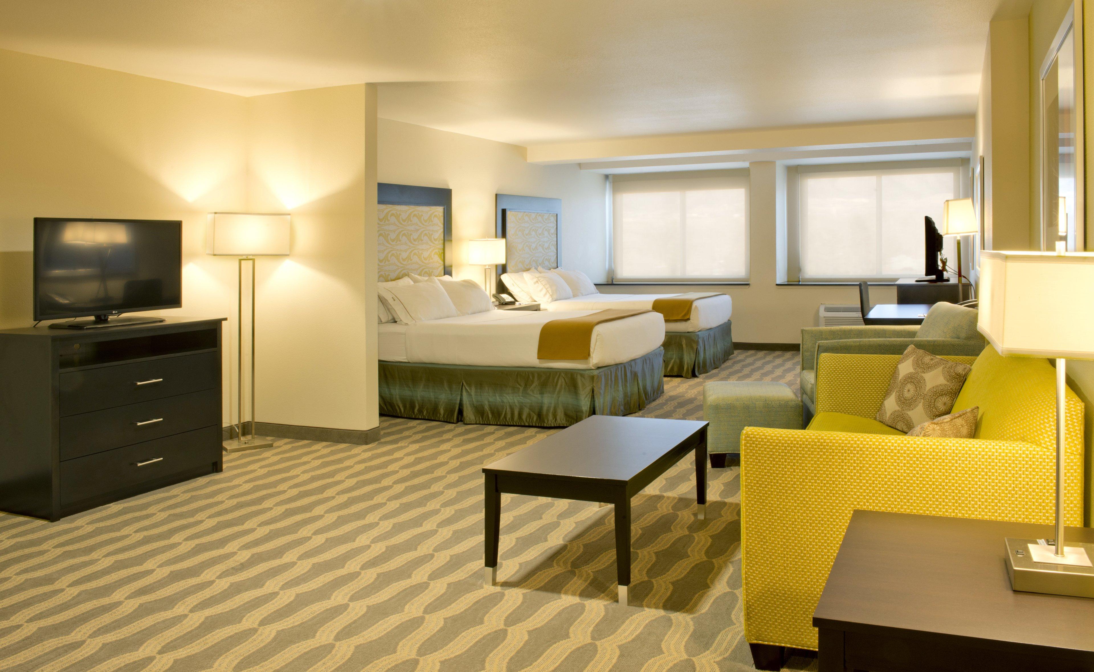 Holiday Inn Express & Suites Colorado Springs Central By Ihg Екстериор снимка
