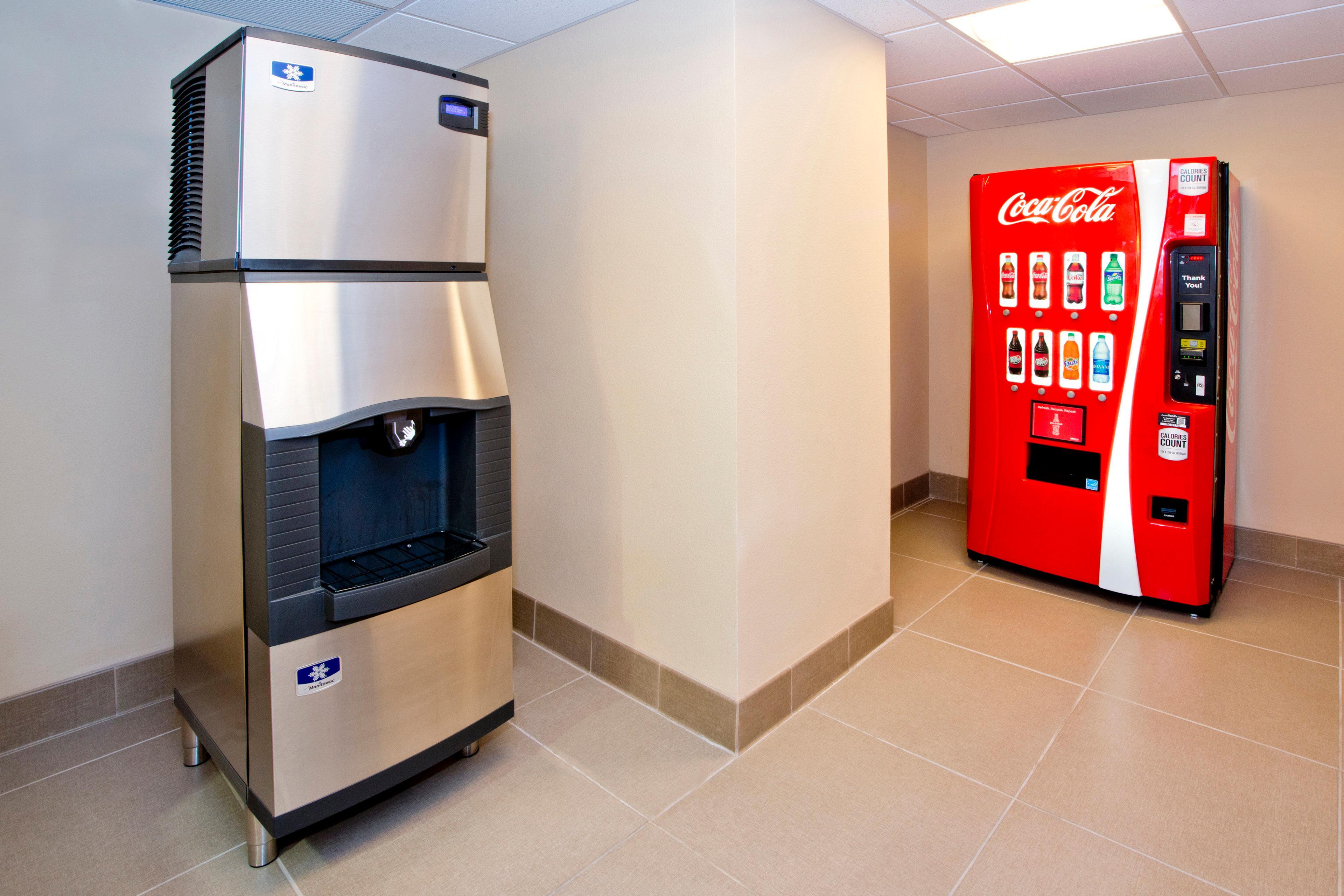 Holiday Inn Express & Suites Colorado Springs Central By Ihg Екстериор снимка