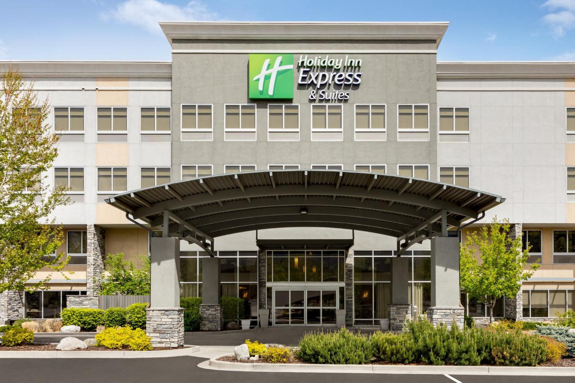 Holiday Inn Express & Suites Colorado Springs Central By Ihg Екстериор снимка